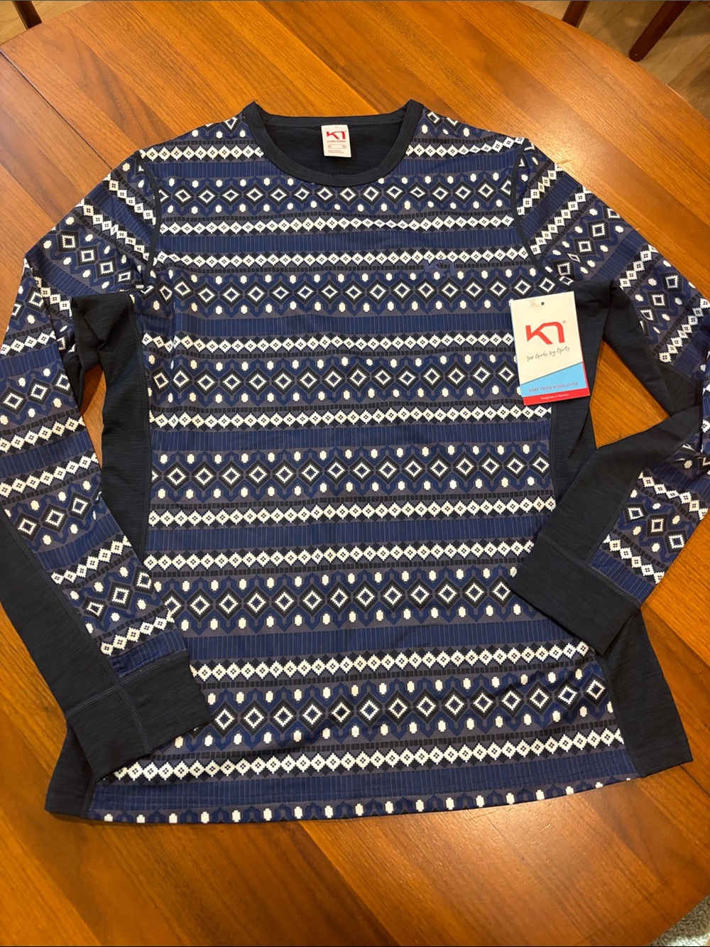 Kari Traa Navy and White Geometric Pattern base layer shirt, XL